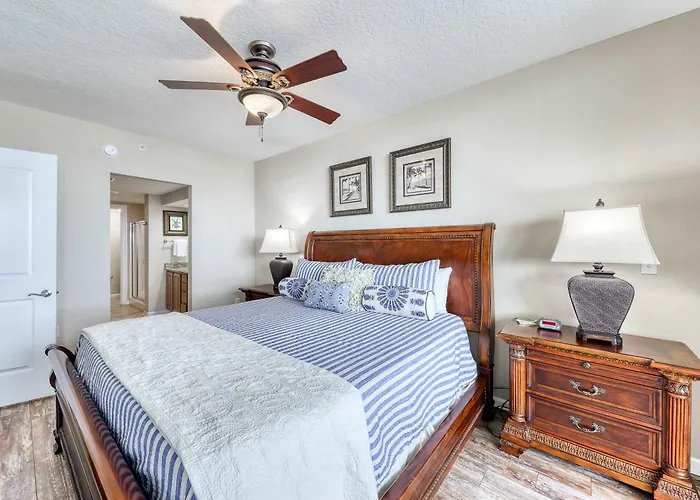 Holiday home Gulf-front W Great Location Access & Shared Pool Hot Tub