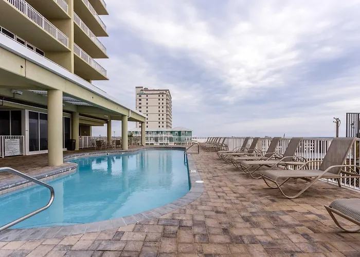 Gulf-front W Great Location Access & Shared Pool Hot Tub Holiday home *